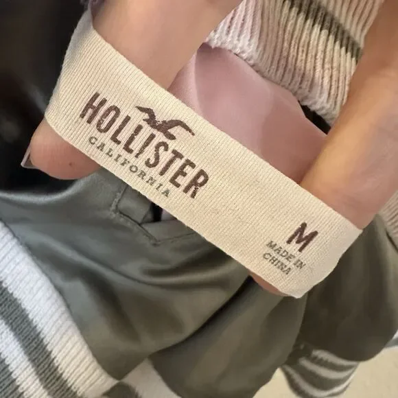 Hollister Bomber Jacket Womens Medium Pink Embroidered Tiger Reversible Zip Up - Picture 5 of 14